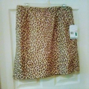 Liz Claiborne Golf Scort